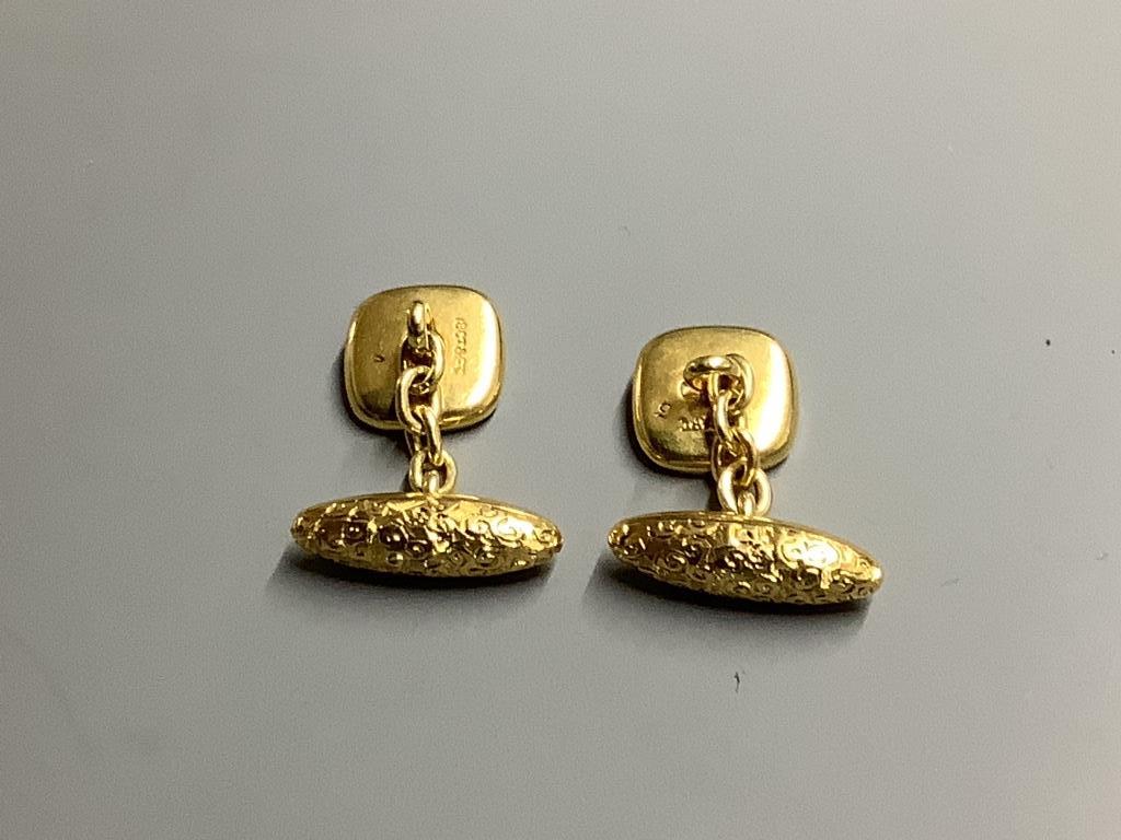 A pair of 18ct gold, pearl and mother of pearl cufflinks, gross 7.1 grams.
